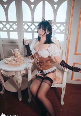 04年的嫩妹-芳香肌肤